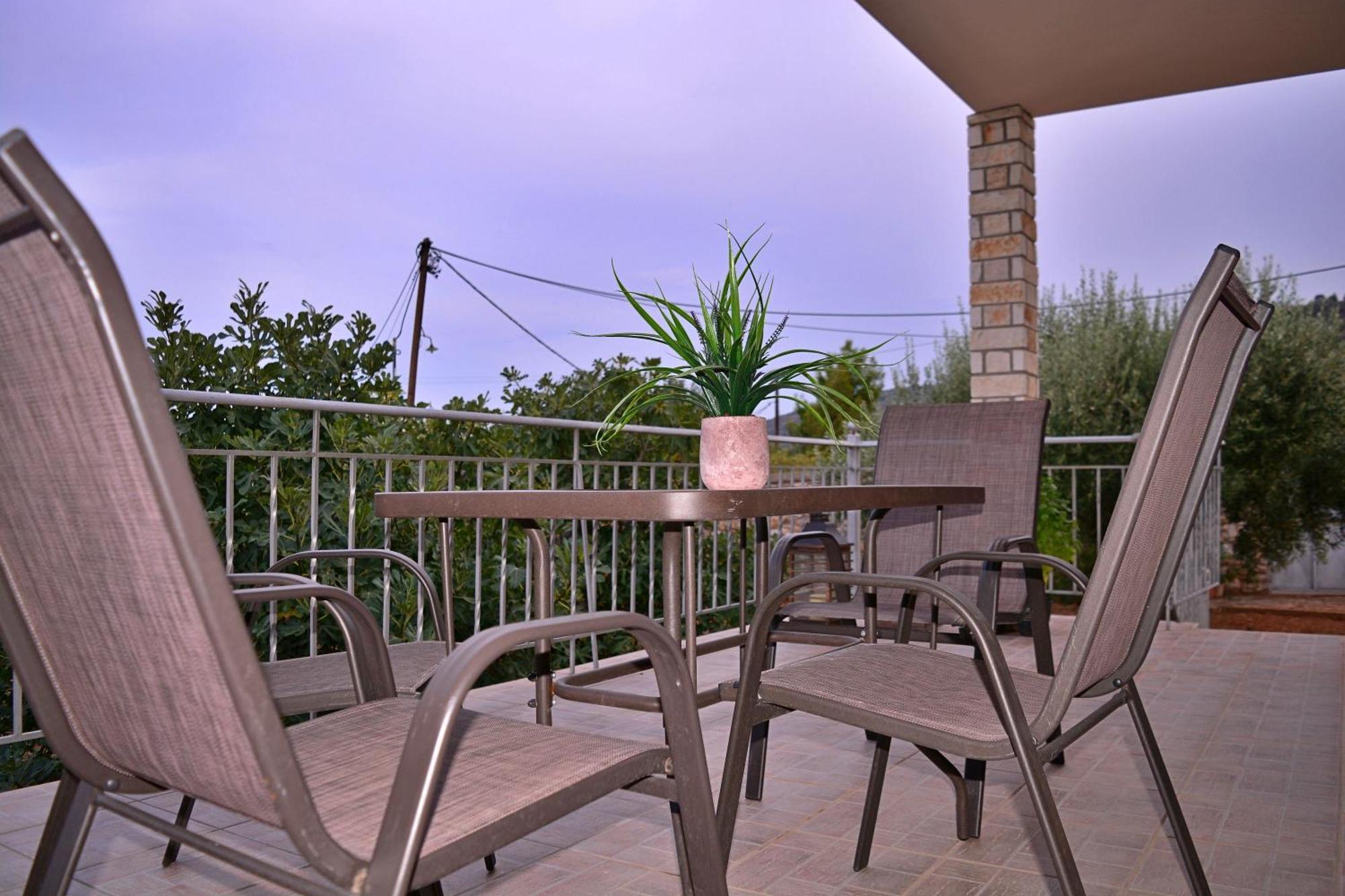 In The Olive Trees Country house